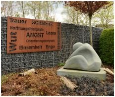 GehZeit - Führung über den Ev. Friedhof Lenkerbeck und Lesung